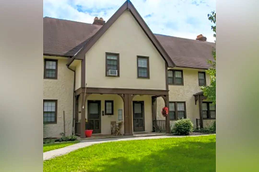 Mariemont Townhomes