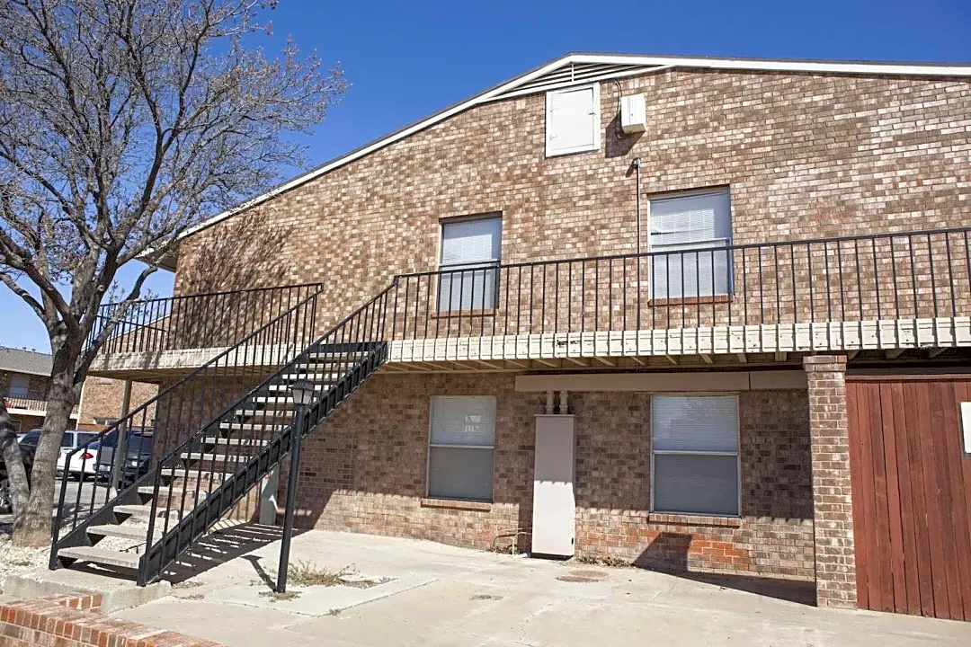 Stratford Place Apartments - Lubbock, TX 79416