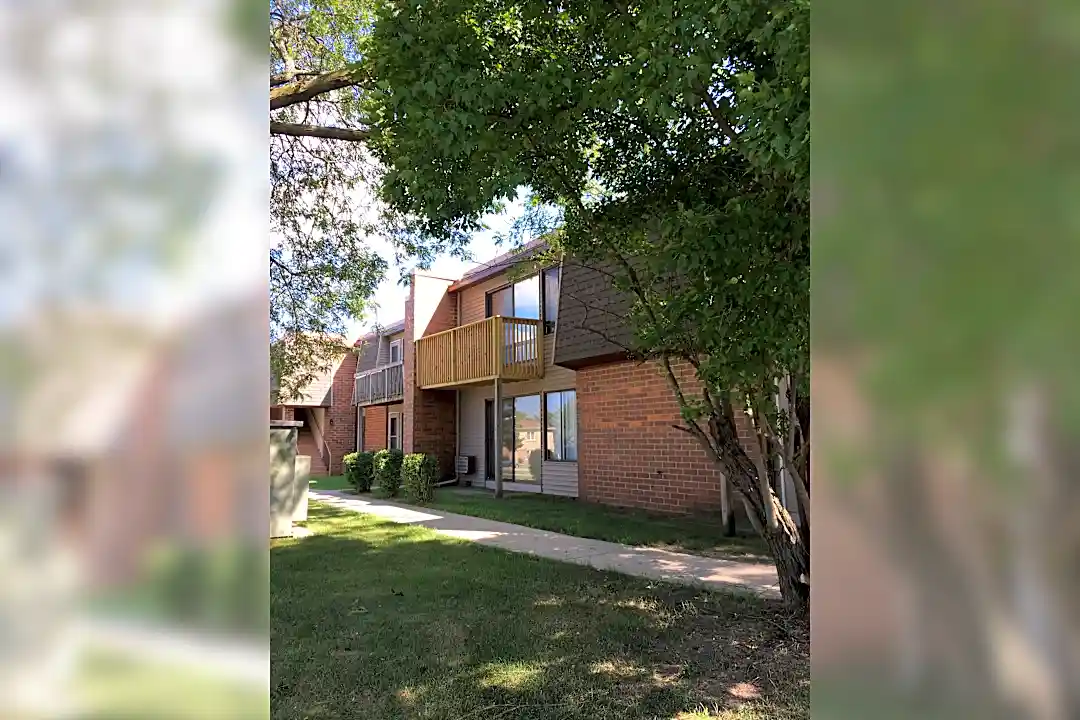 Georgetown Square Apartments - Racine Wi 53406