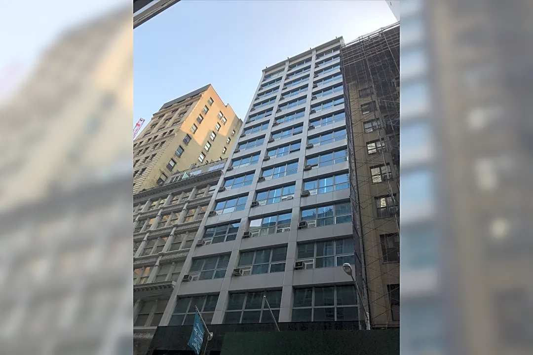 106 fulton st deals new york ny 10038