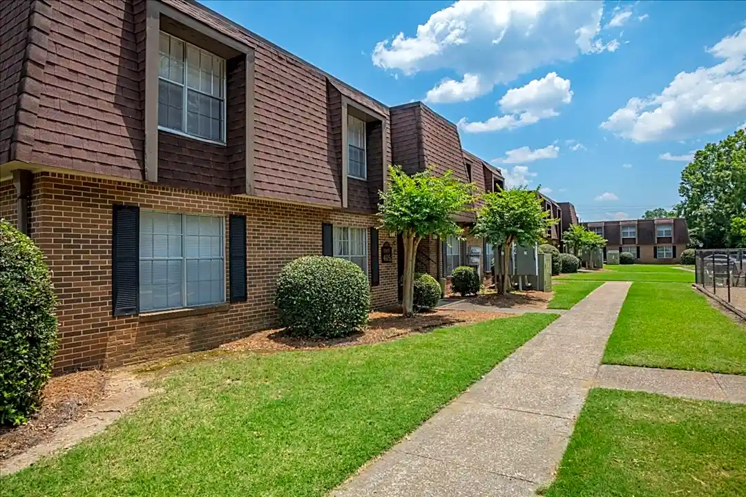 Chateau Apartments - Gadsden, AL 35901