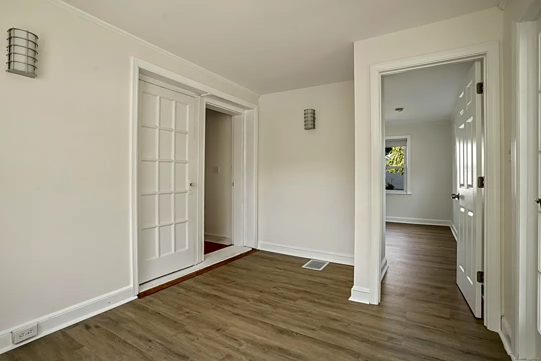 221 Hunyadi Ave Houses Fairfield, CT 06824