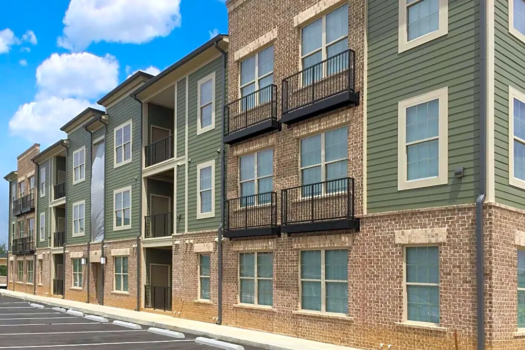 Pembroke Square I and II*  Apartments in Memphis, TN