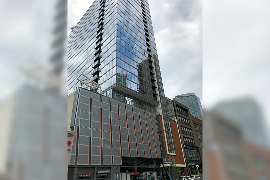 Parking Garage/Apartments. Downtown Chicago.  Downtown chicago, Garage  apartments, Parking garage