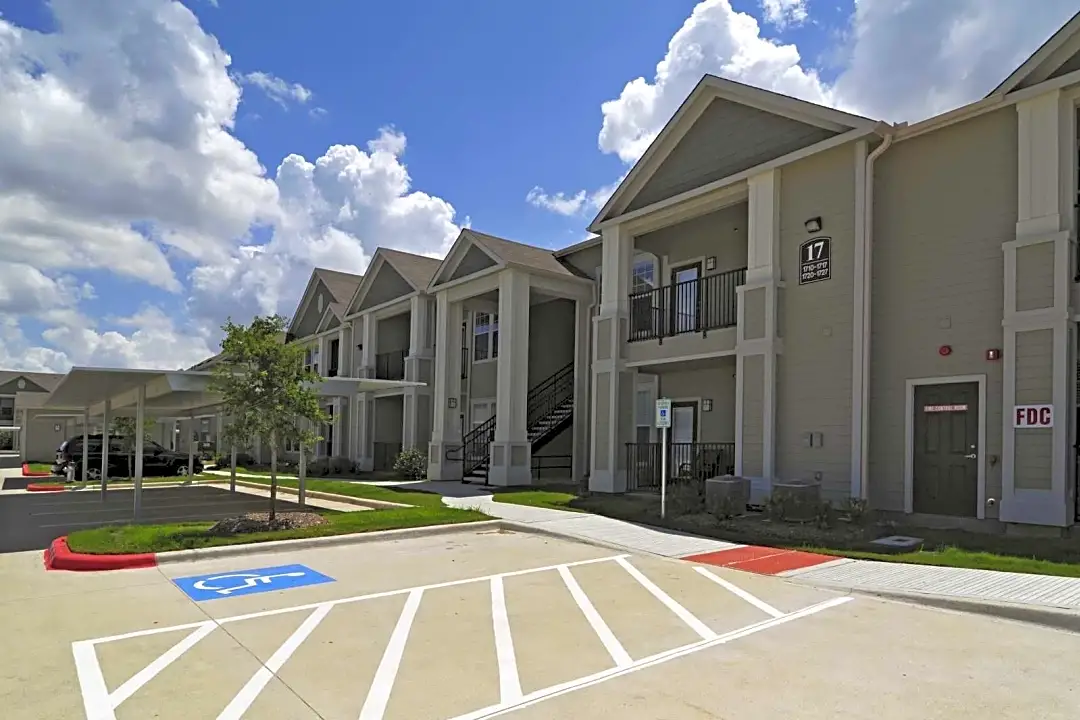 Stoneleigh on Major 4550 N Major Dr Beaumont TX Apartments