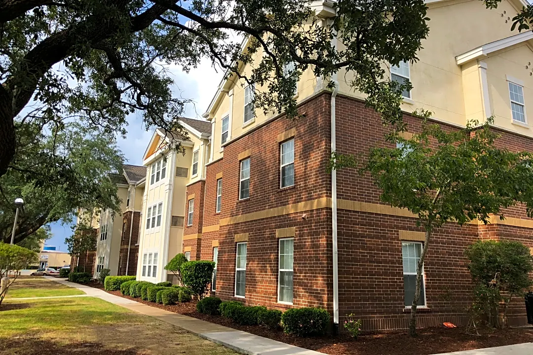 McNeese Student Housing