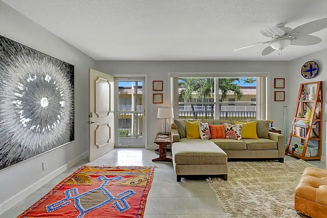 632 Snug Harbor Dr 632 Snug Harbor Dr unit D13 Boynton Beach, FL