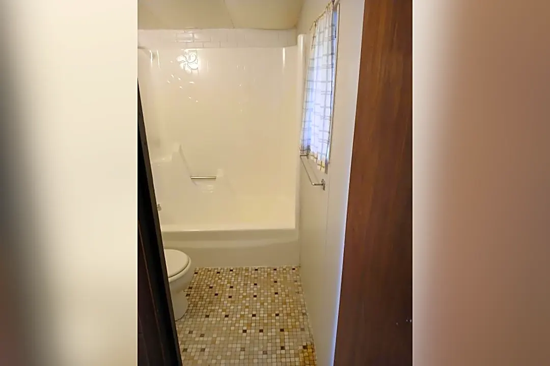 1426 Cranfield Rd Mountain Home, AR Houses for Rent Rent.