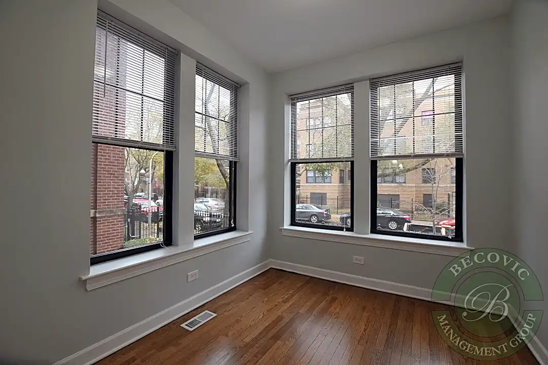 7700 N Marshfield Ave 7700 N Marshfield Ave unit 77021 Chicago, IL