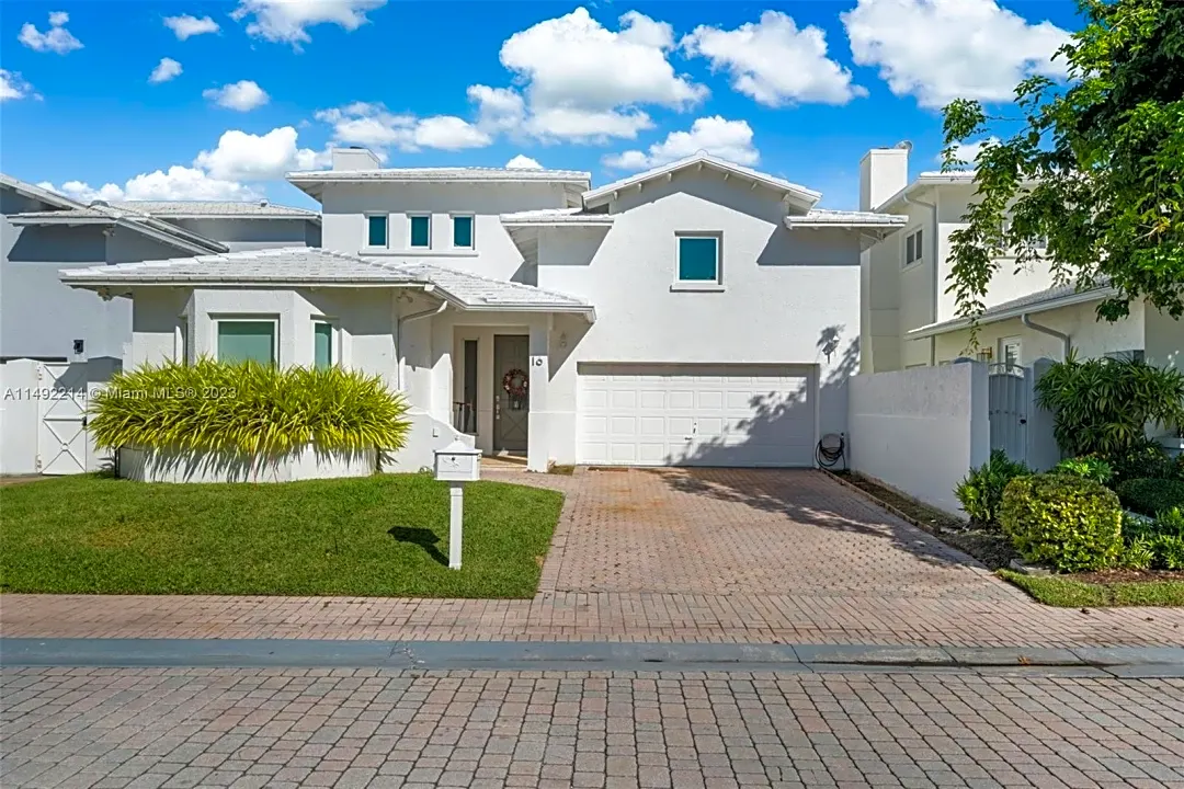 Private & Gated Communities in Key Biscayne FL
