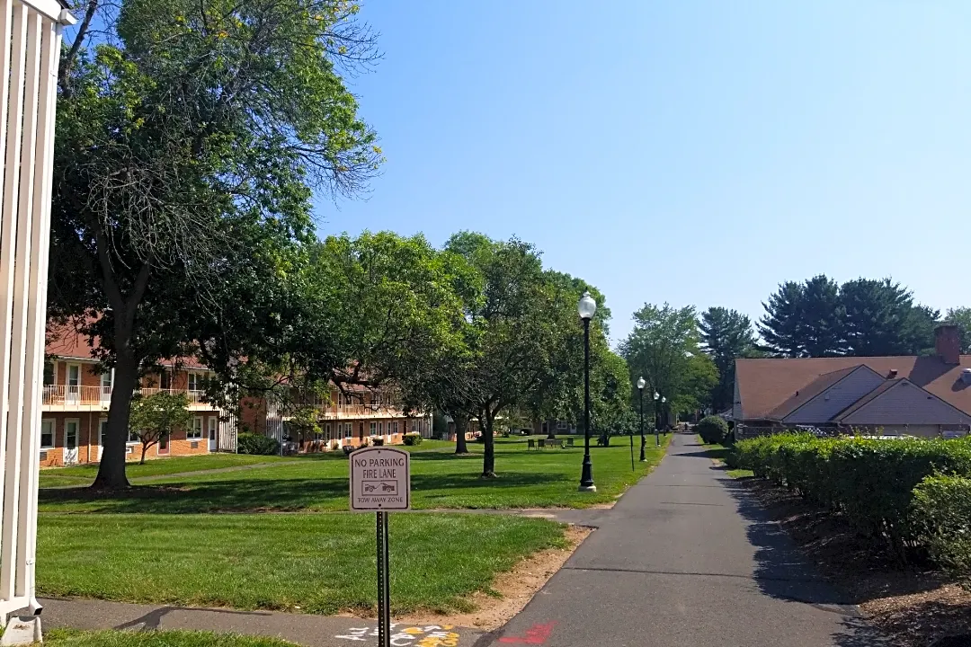 West Hartford, Suburb, Education, Parks