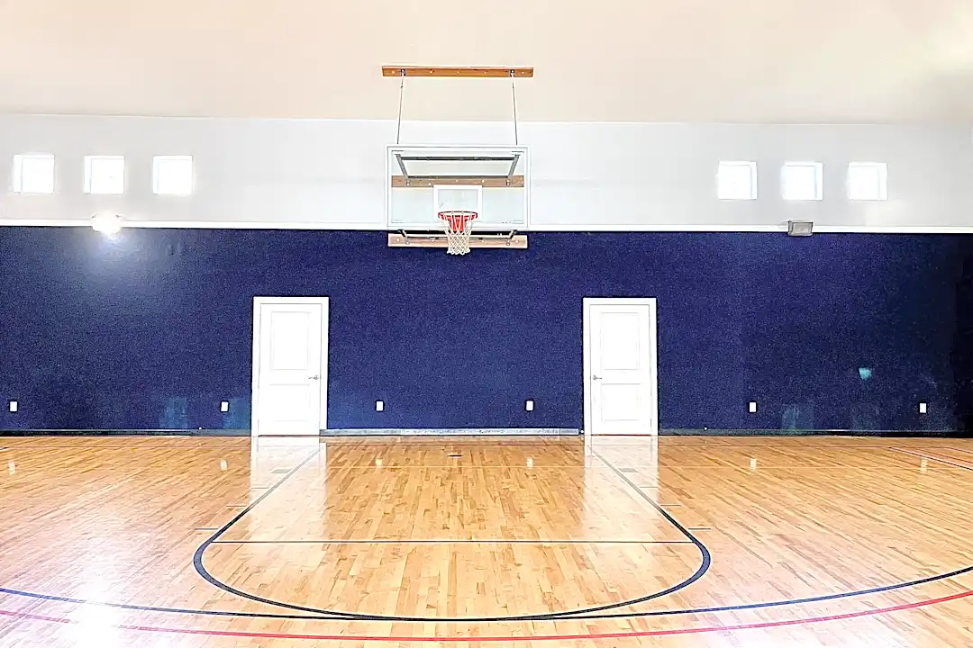 The Top 11 Apartments With Basketball Courts in Houston - Lighthouse