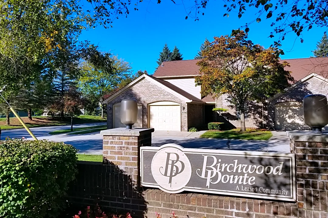 Birchwood Pointe Apartments