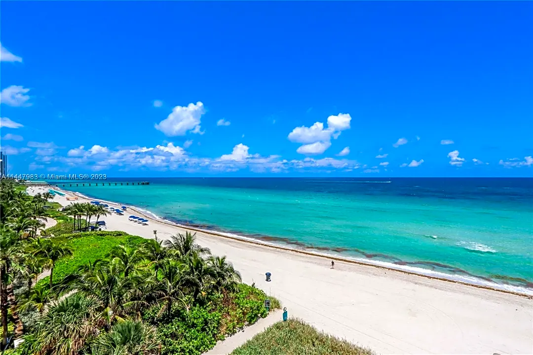 Bloomingdale's Aventura  Greater Miami & Miami Beach
