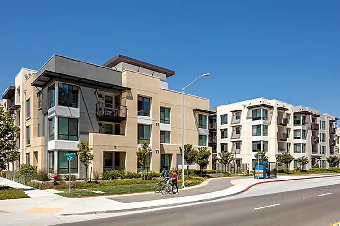 Hearth Apartments 2870 Kaiser Dr Santa Clara Ca Apartments For Rent Rent Com