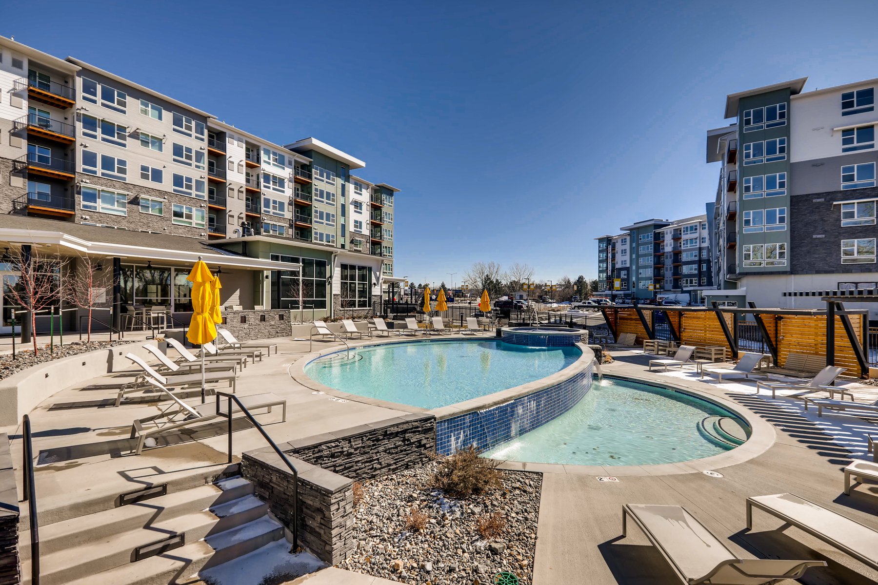 Apartments for rent at Highline Pointe Apartments in Indian Creek
