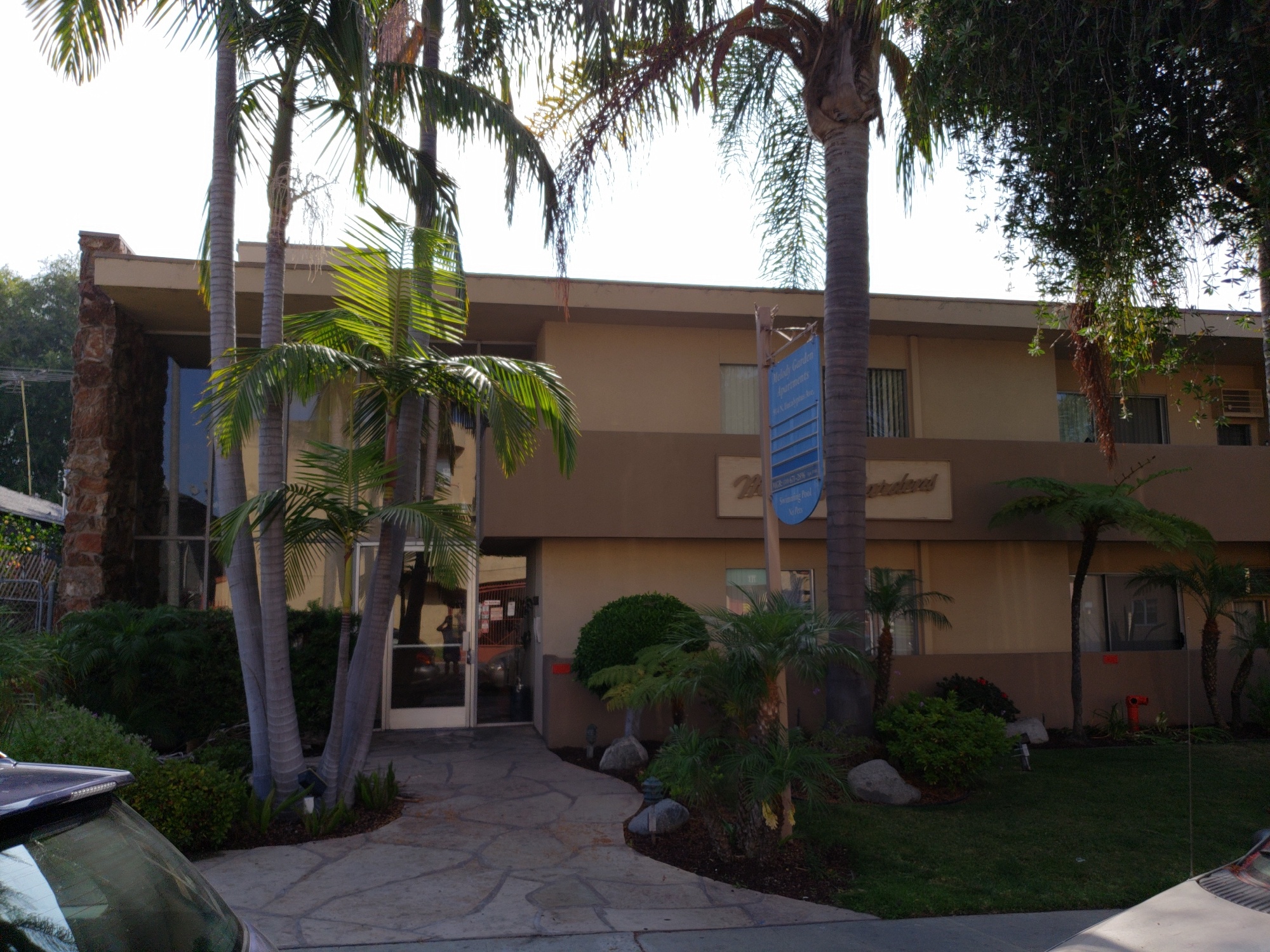 Apartments for rent at Melody Garden in Centinela Heights