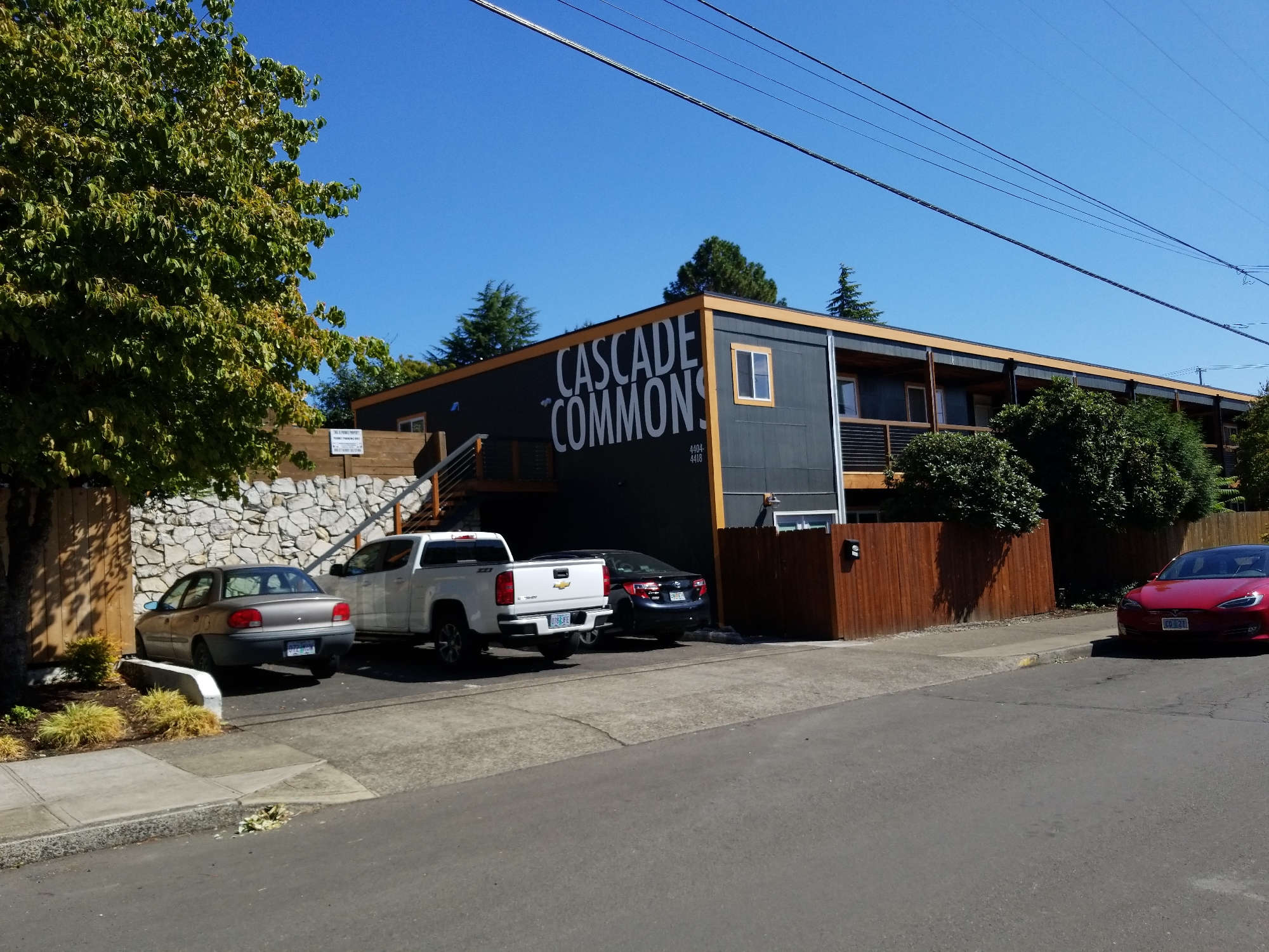Apartments for rent at Cascade Commons in Creston-Kenilworth