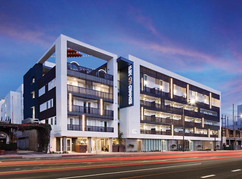 Apartments for rent at AMLI Lex on Orange in City Center