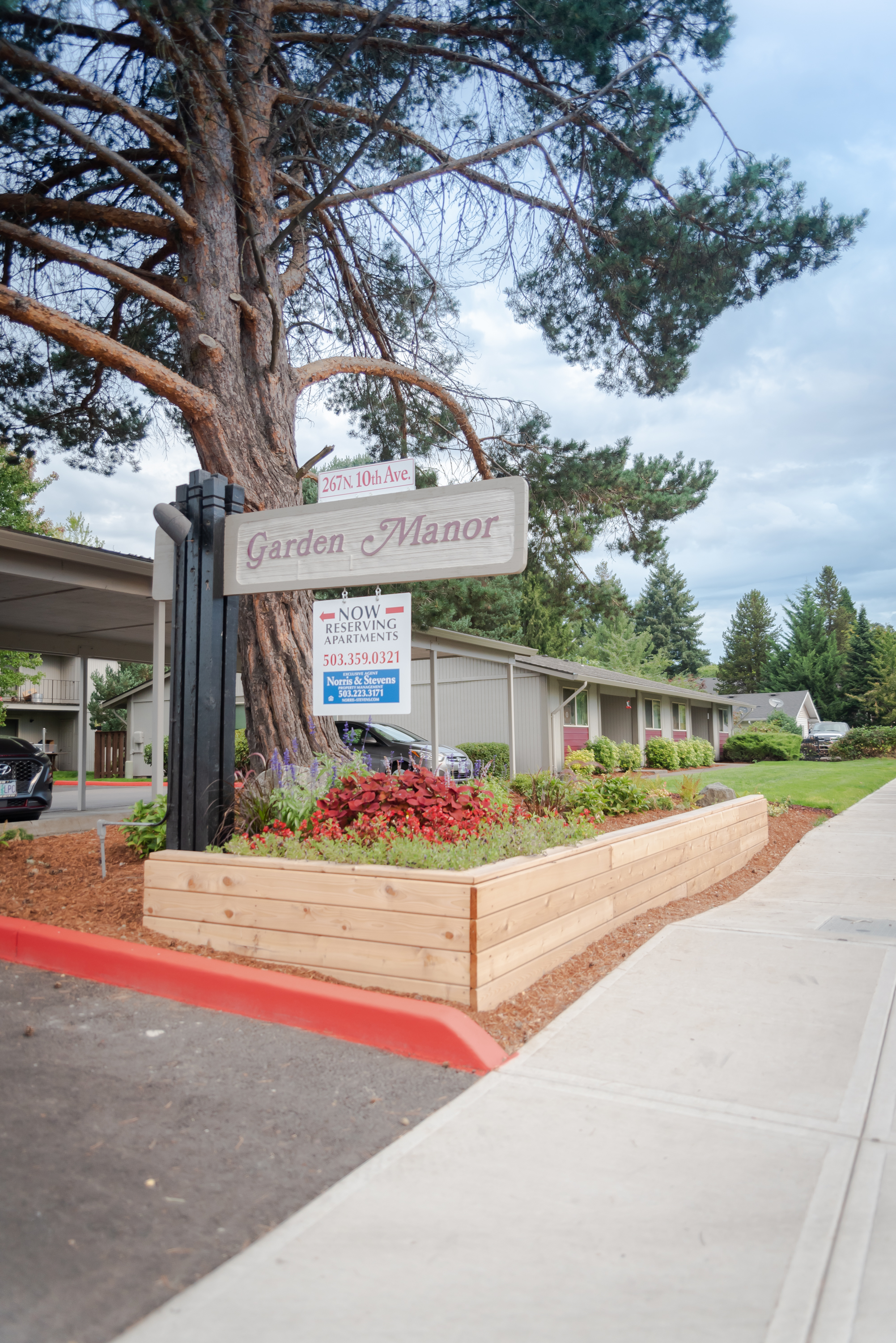 Apartments for rent at Garden Manor Apartments in 