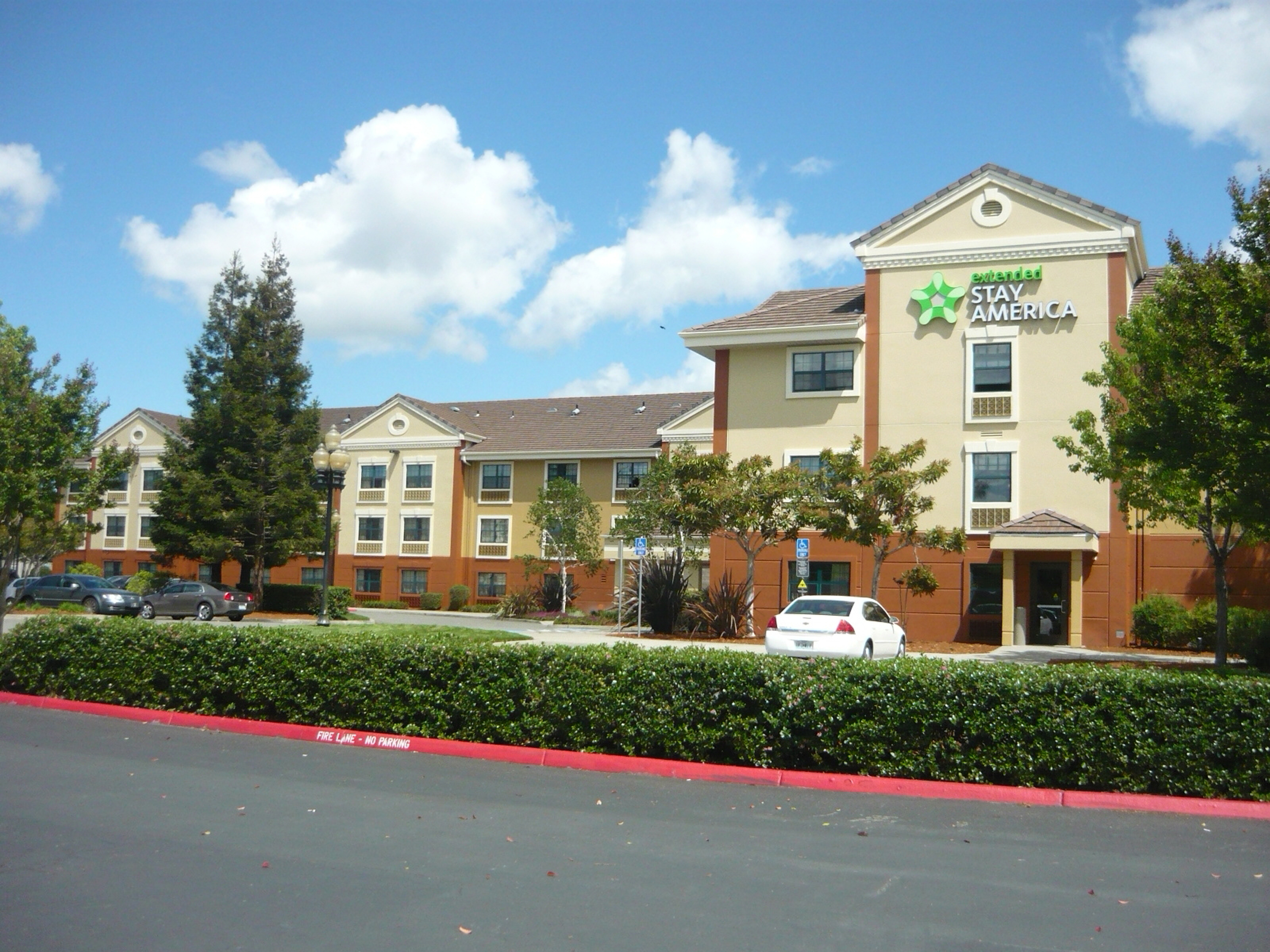 Apartments for rent at Furnished Studio - Pleasant Hill - Buskirk Ave. in 