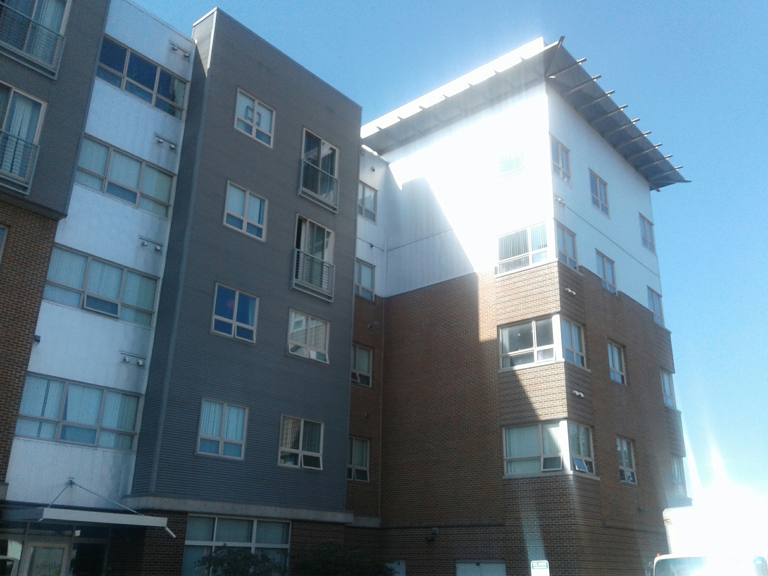 Apartments for rent at Renaissance Riverfront Lofts in Globeville