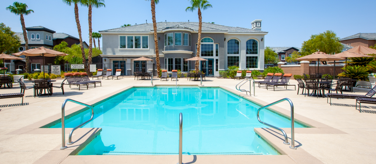 Apartments for rent at Colonial Grand at Palm Vista in 