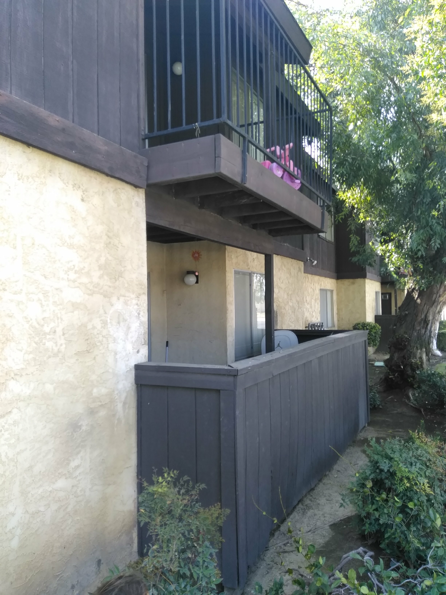 Apartments for rent at El Potrero Apartments in South Bakersfield