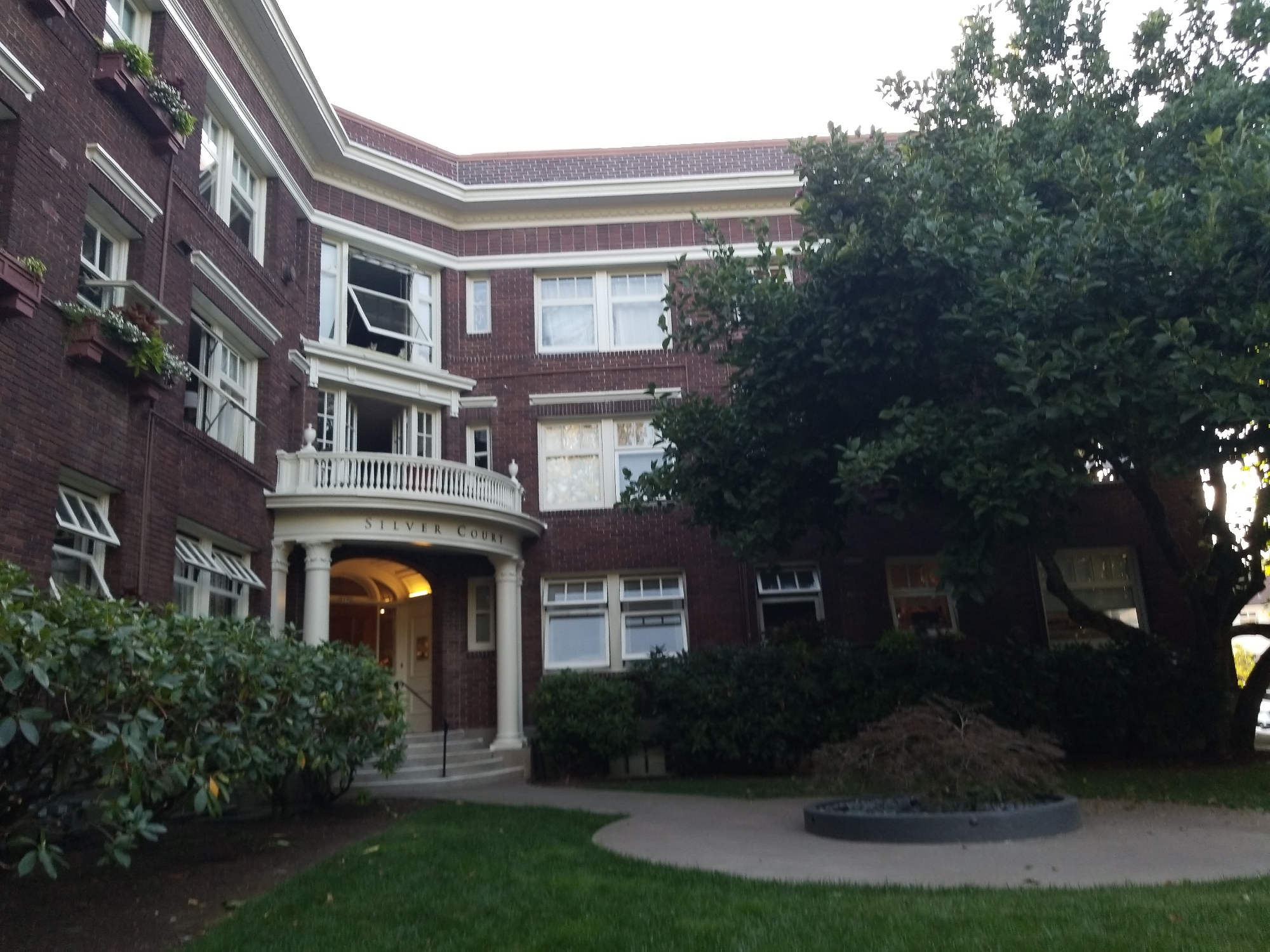 Apartments for rent at Silver Court Apartments in Irvington