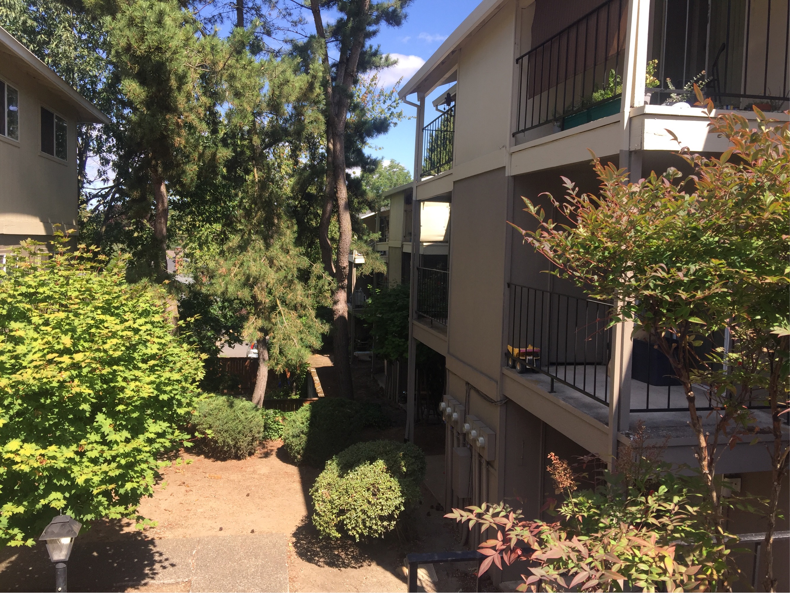 Apartments for rent at Parkhurst Apartments in North Tabor
