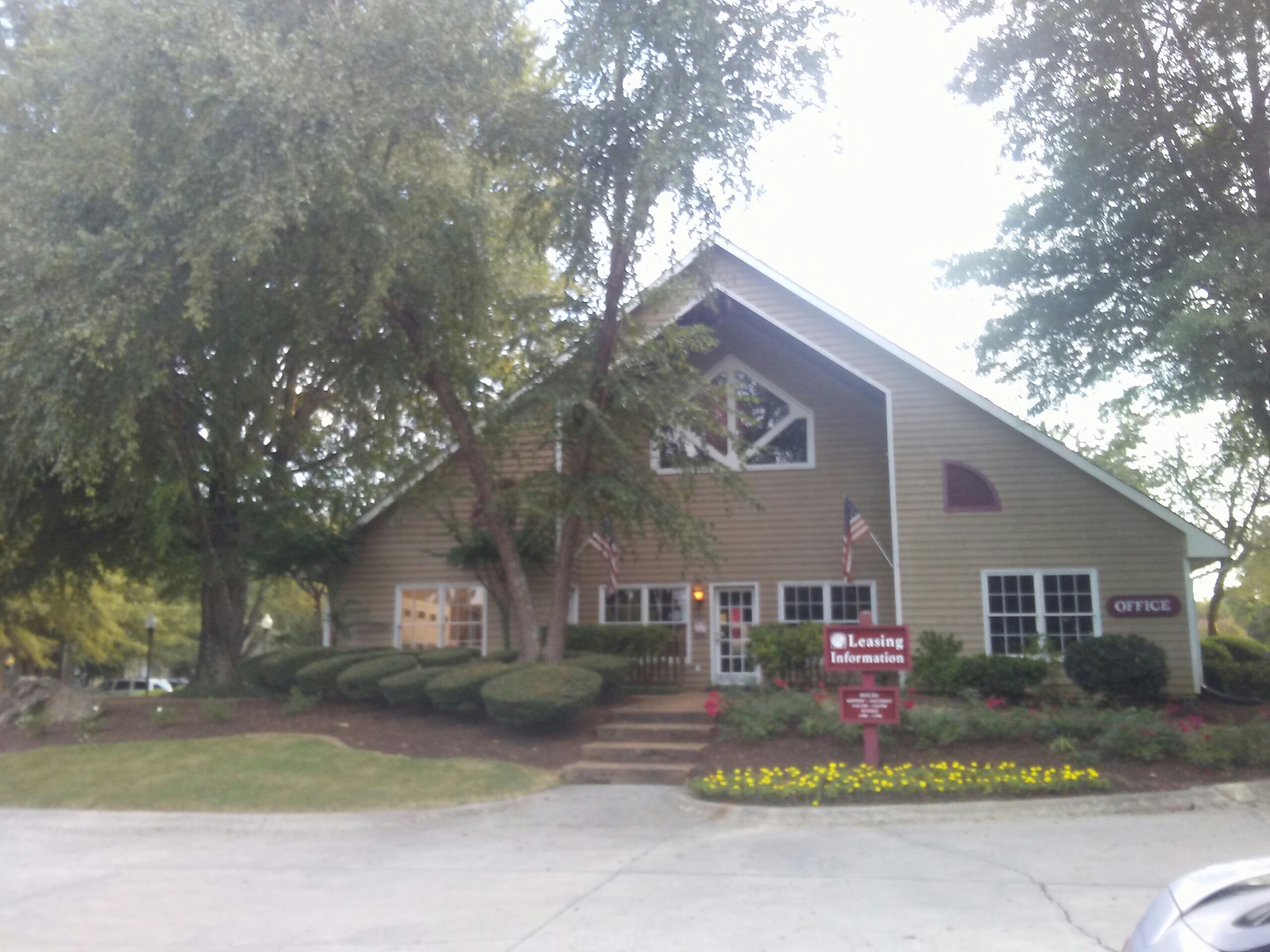 Apartments for rent at Park Oak Apartments in 
