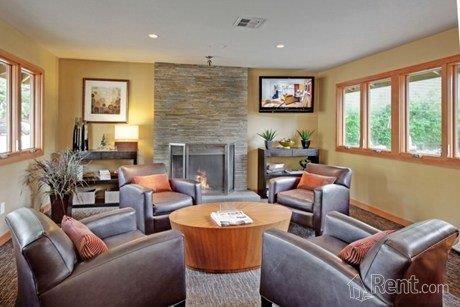 Apartments for rent at Edgewood Park Apartments in West Lake Hills