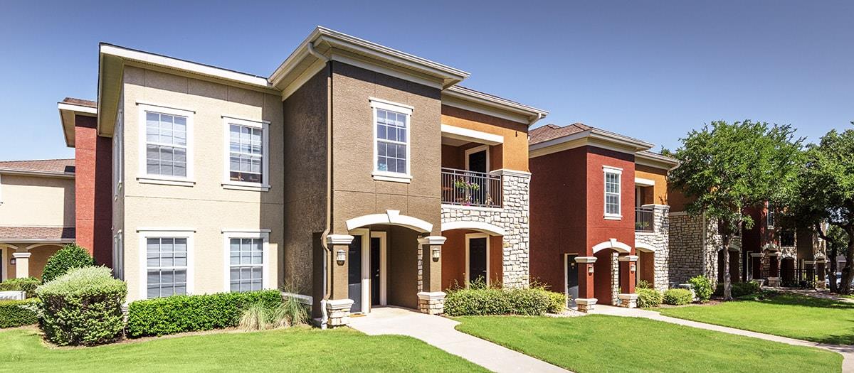 Apartments for rent at Colonial Grand At Silverado Reserve in 
