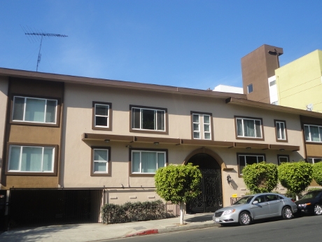 Apartments for rent at Whitley Villas in Central La