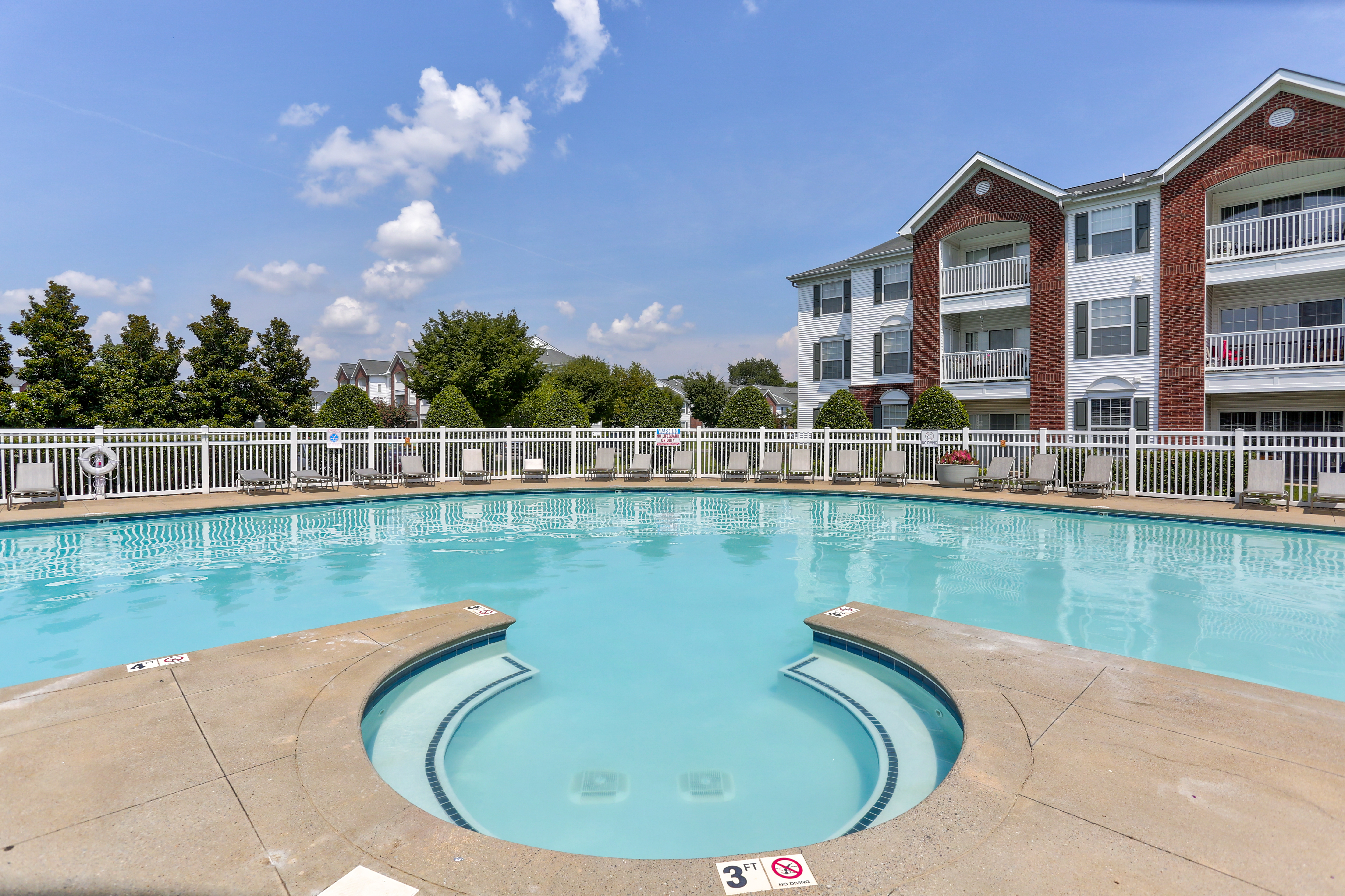 Apartments for rent at Woodgate Farms in West Murfreesboro