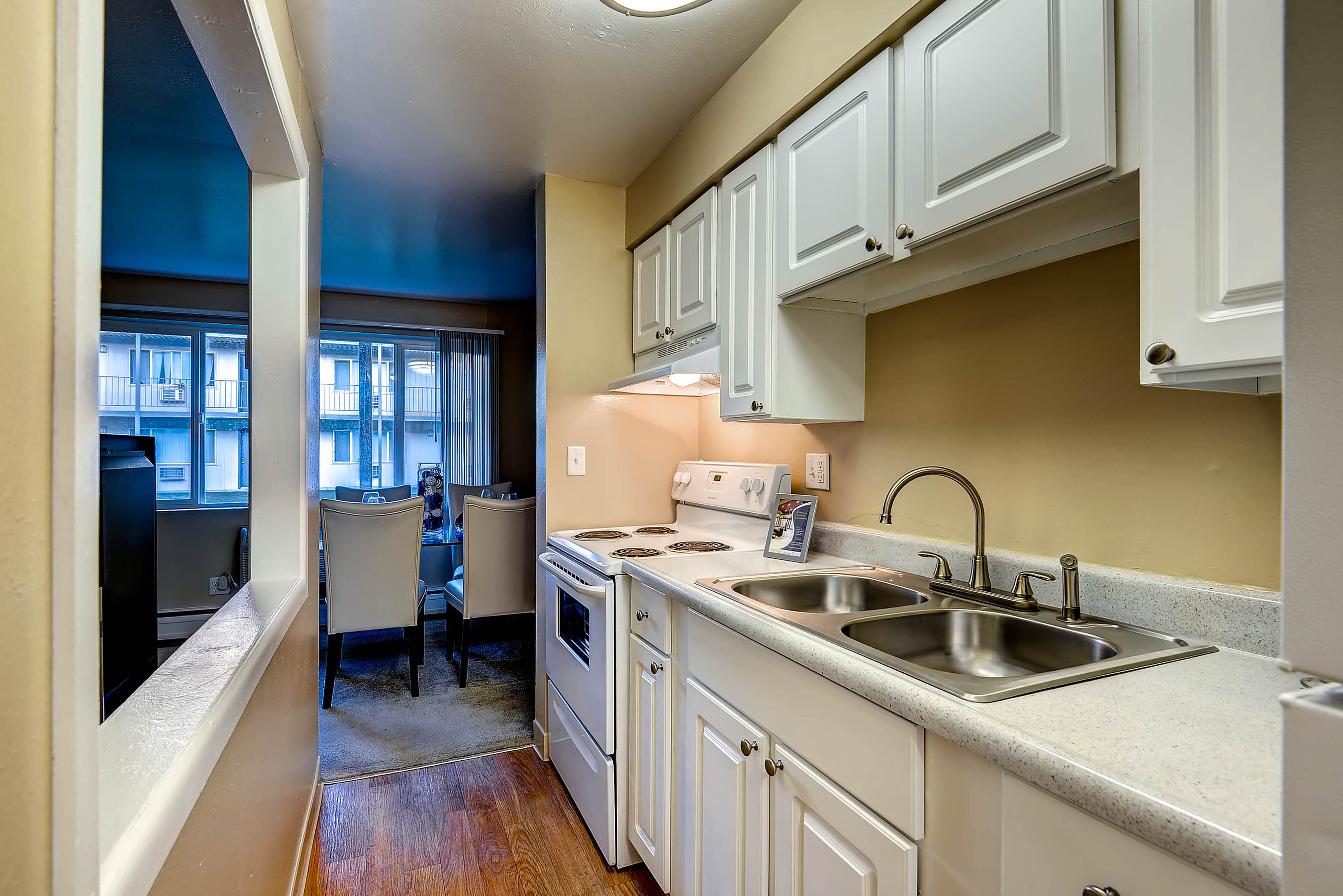 Apartments for rent at Park Place Apartments in Expo Park