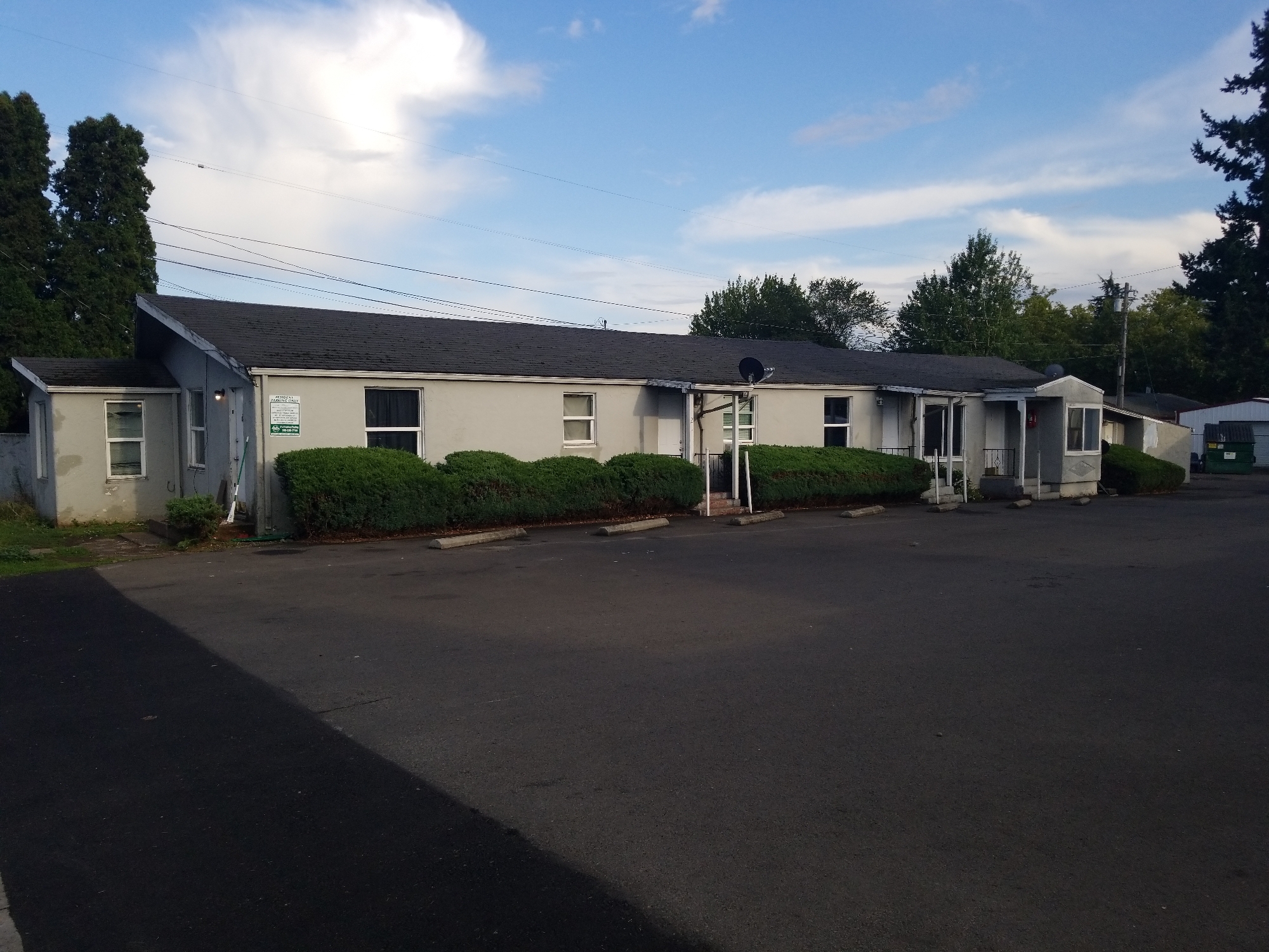 Apartments for rent at Gilbert Square Apartments in East Portland
