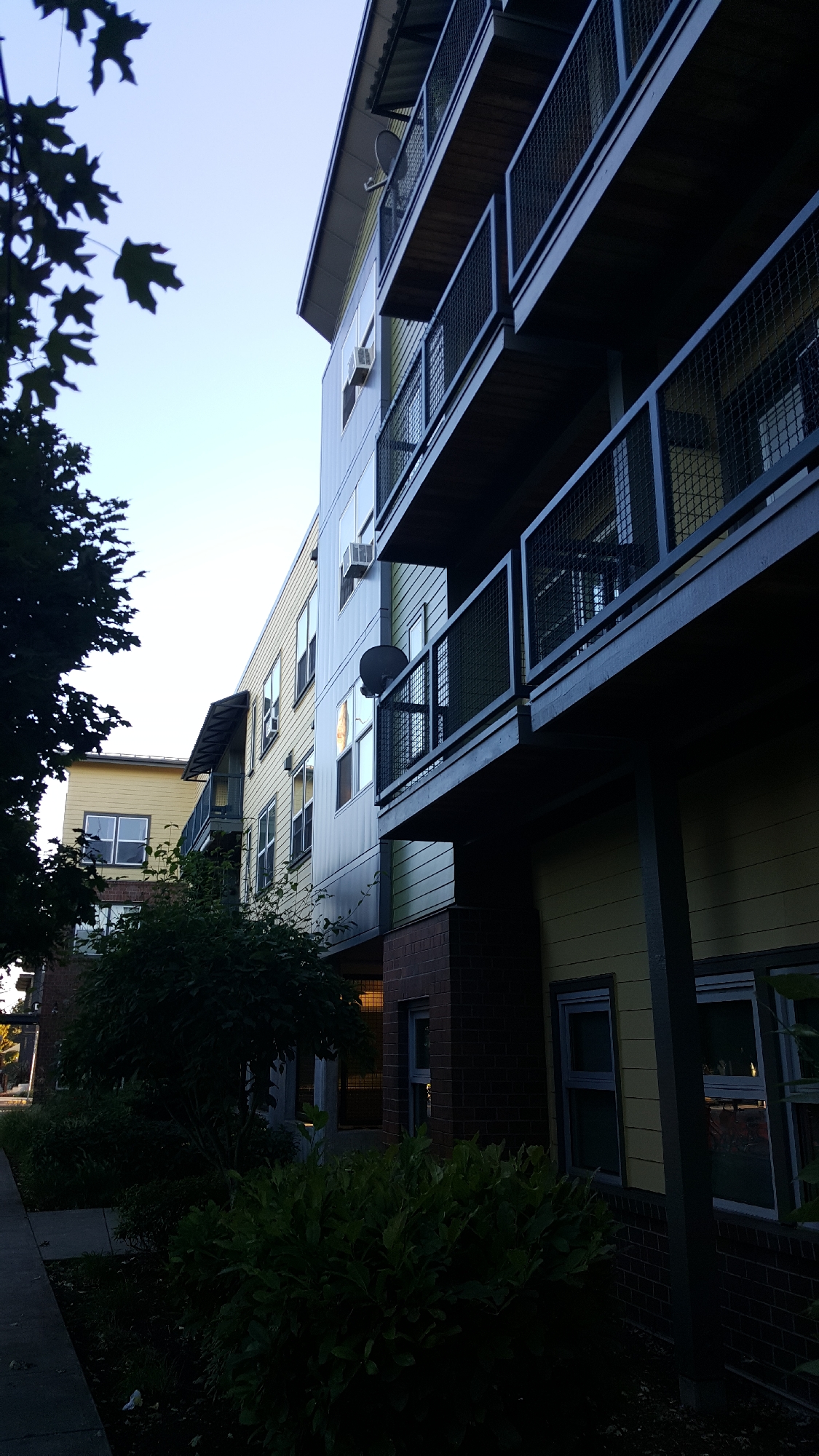 Apartments for rent at Humboldt Gardens in Humboldt