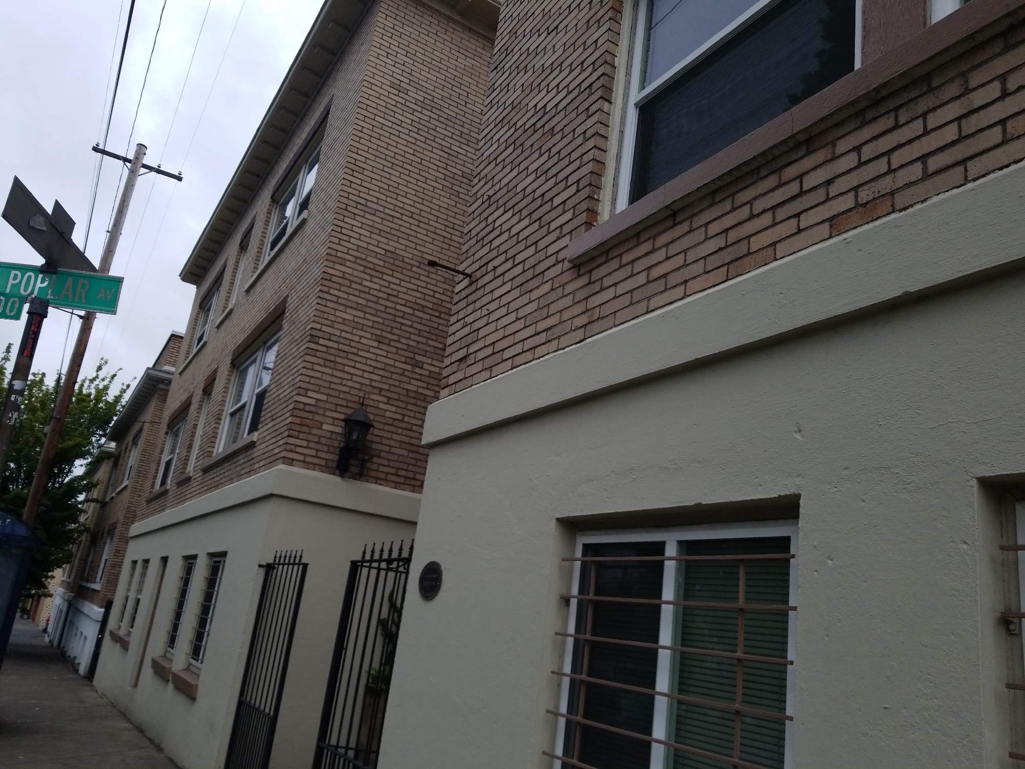 Apartments for rent at Morlee Court Apartments in Buckman