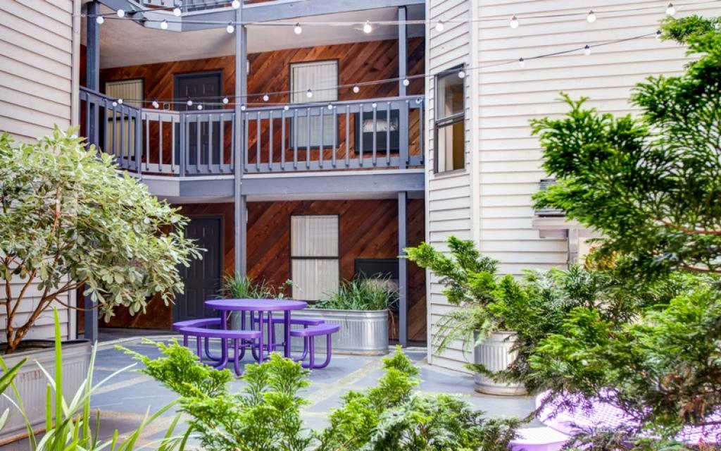 Apartments for rent at Apex-Per Bed in Lake View