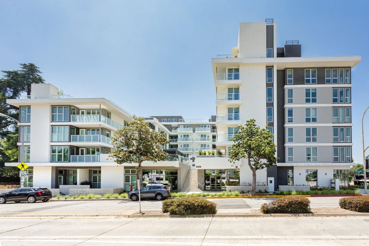 Apartments for rent at Theo Pasadena in Playhouse District