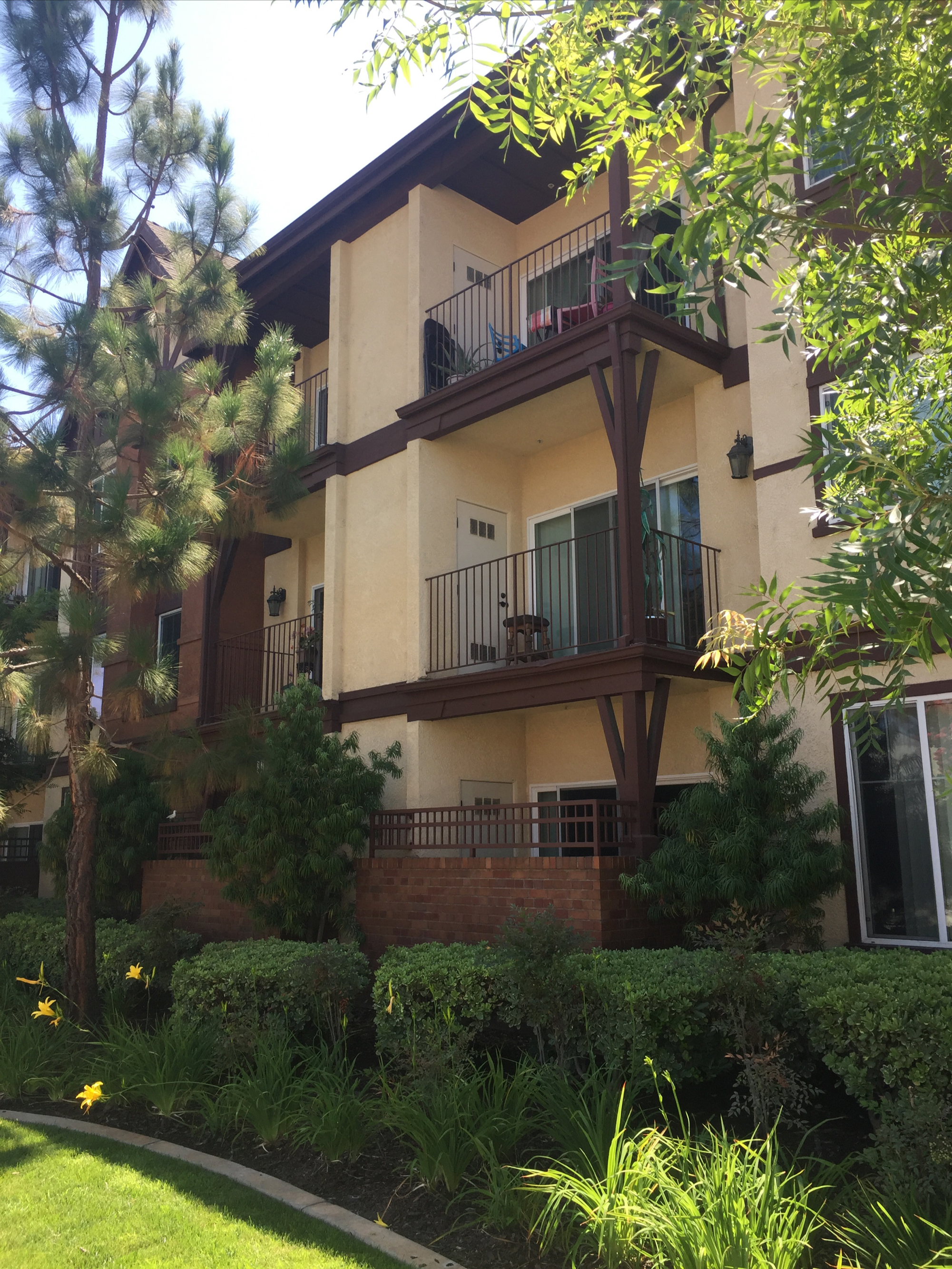 Apartments for rent at Windsor Court/Stratford Place in 