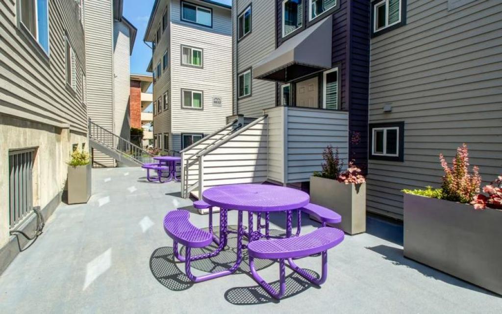 Apartments for rent at Pacific Sunrise-Per Bed in Northeast Seattle
