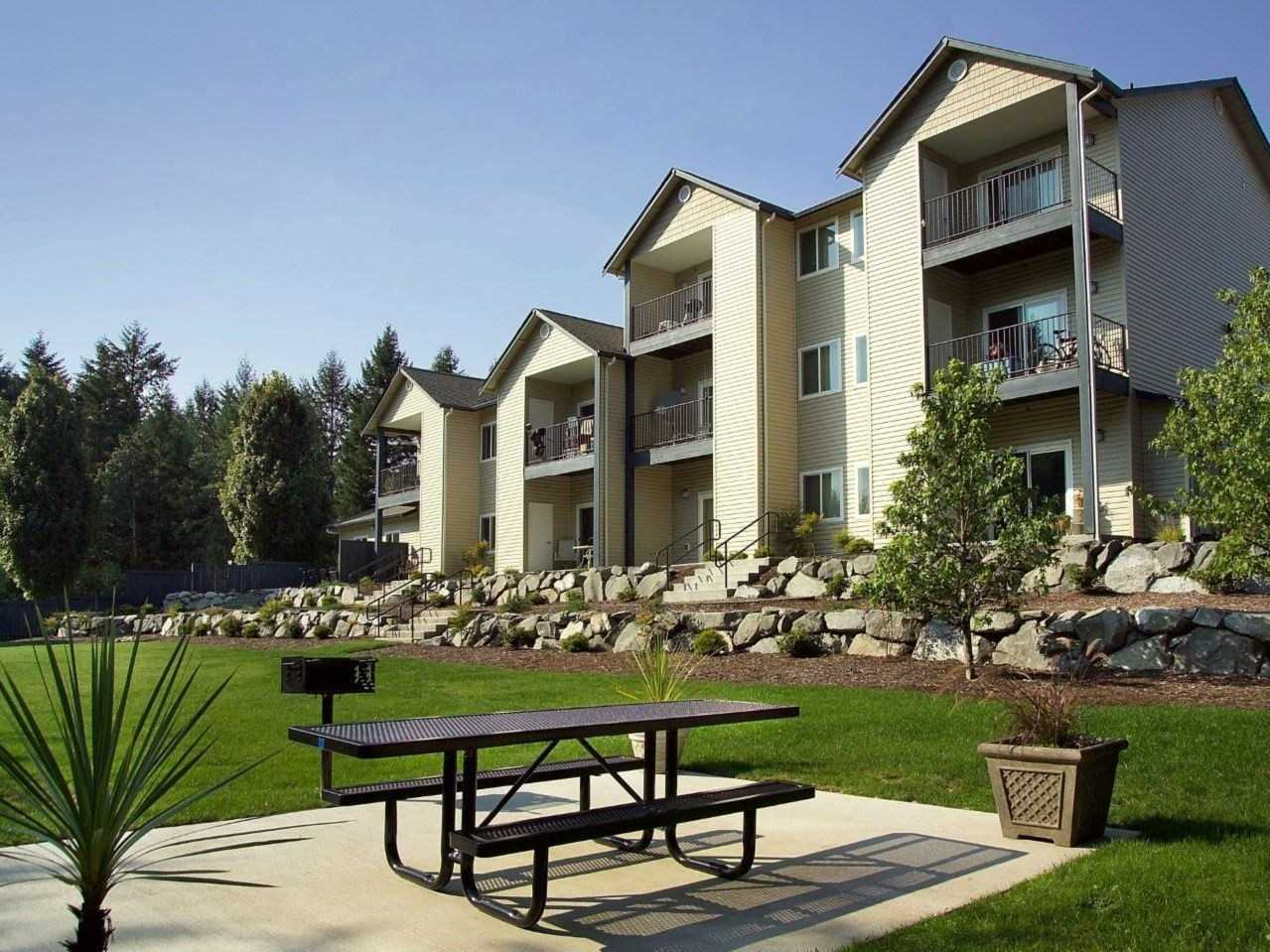 Apartments for rent at Nisqually Ridge Apartments in Meadows