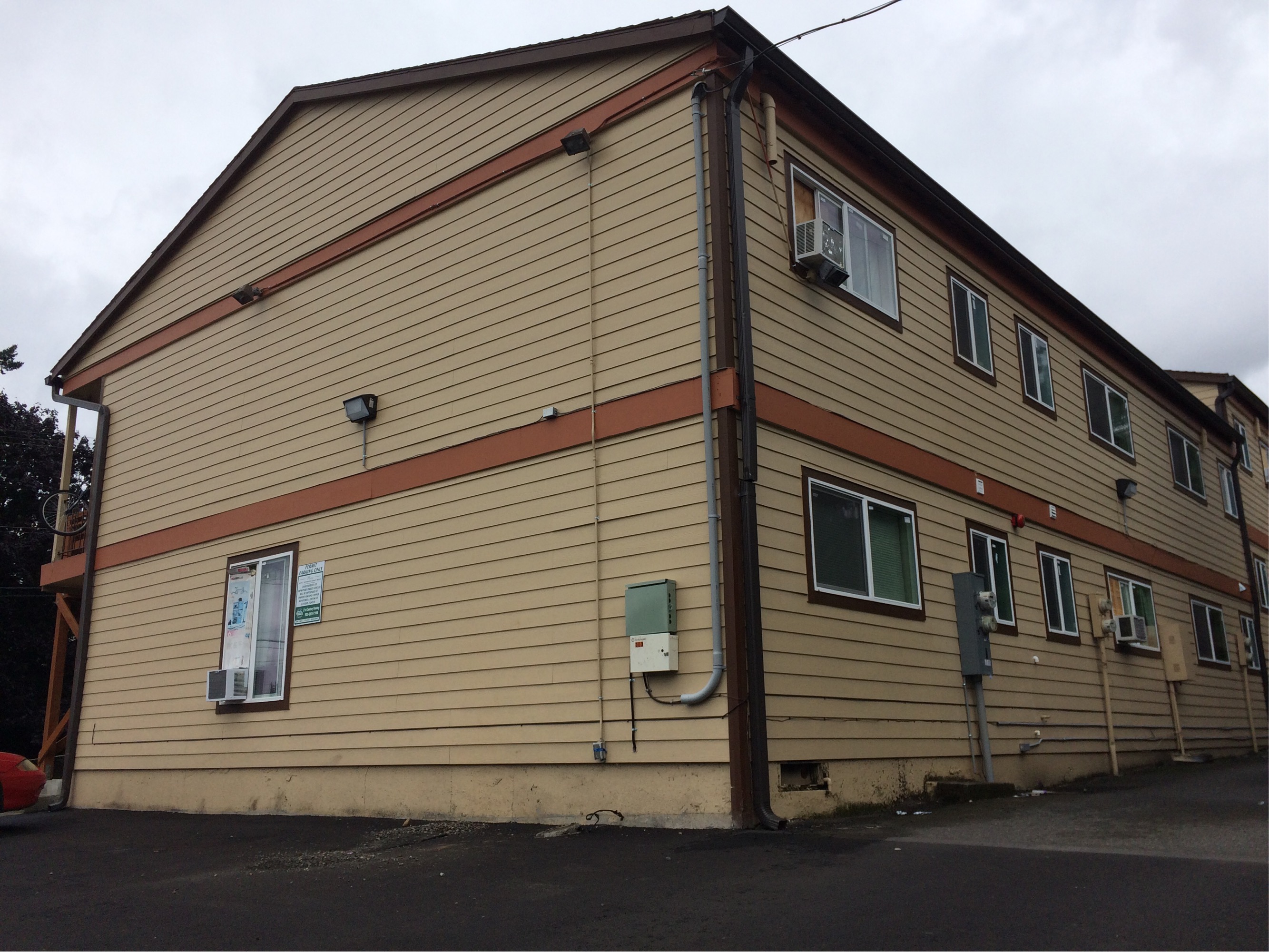 Apartments for rent at Star Krest Apartments in East Portland