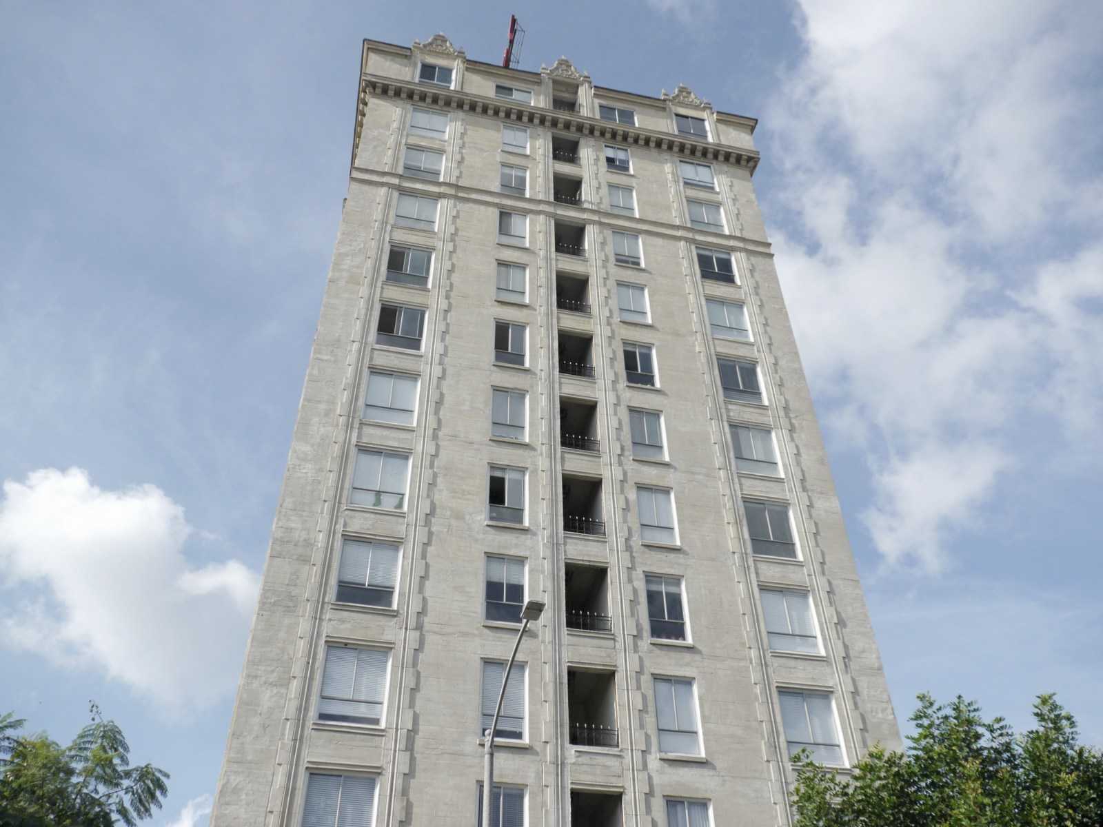 Apartments for rent at The Fontenoy in Central La