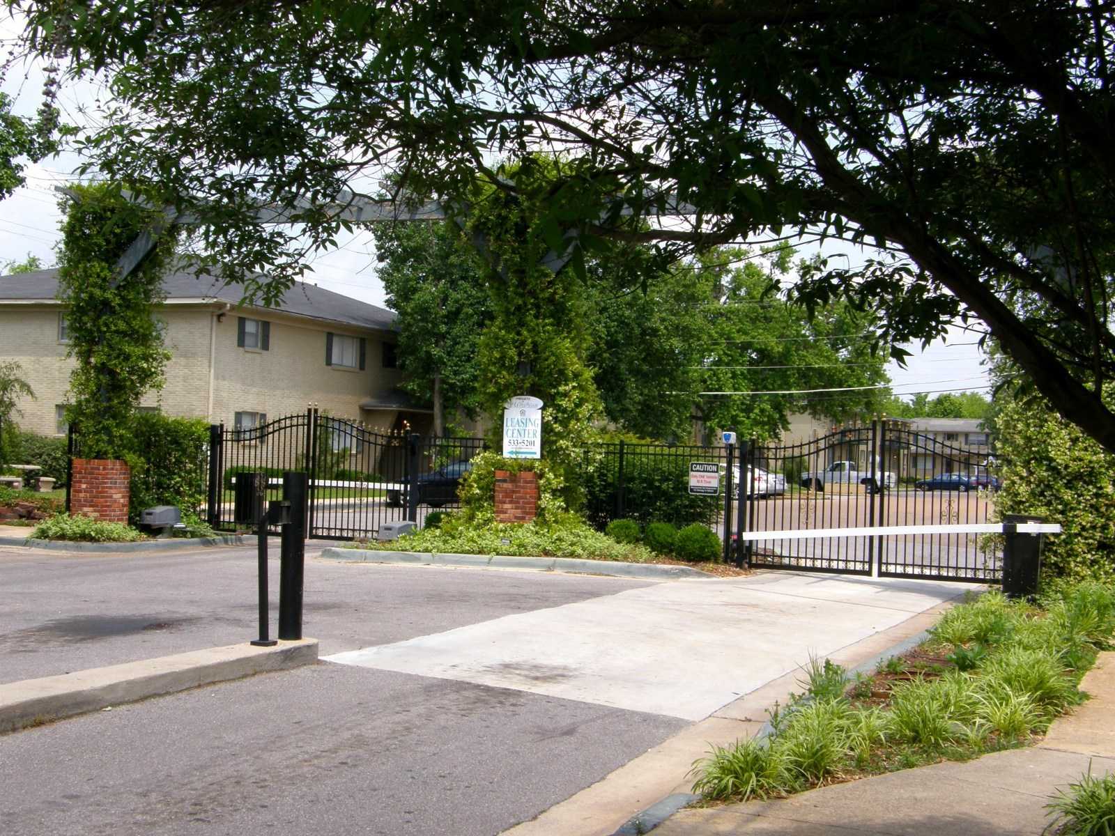Apartments for rent at Mirabeau Gated Community in Southwest Huntsville
