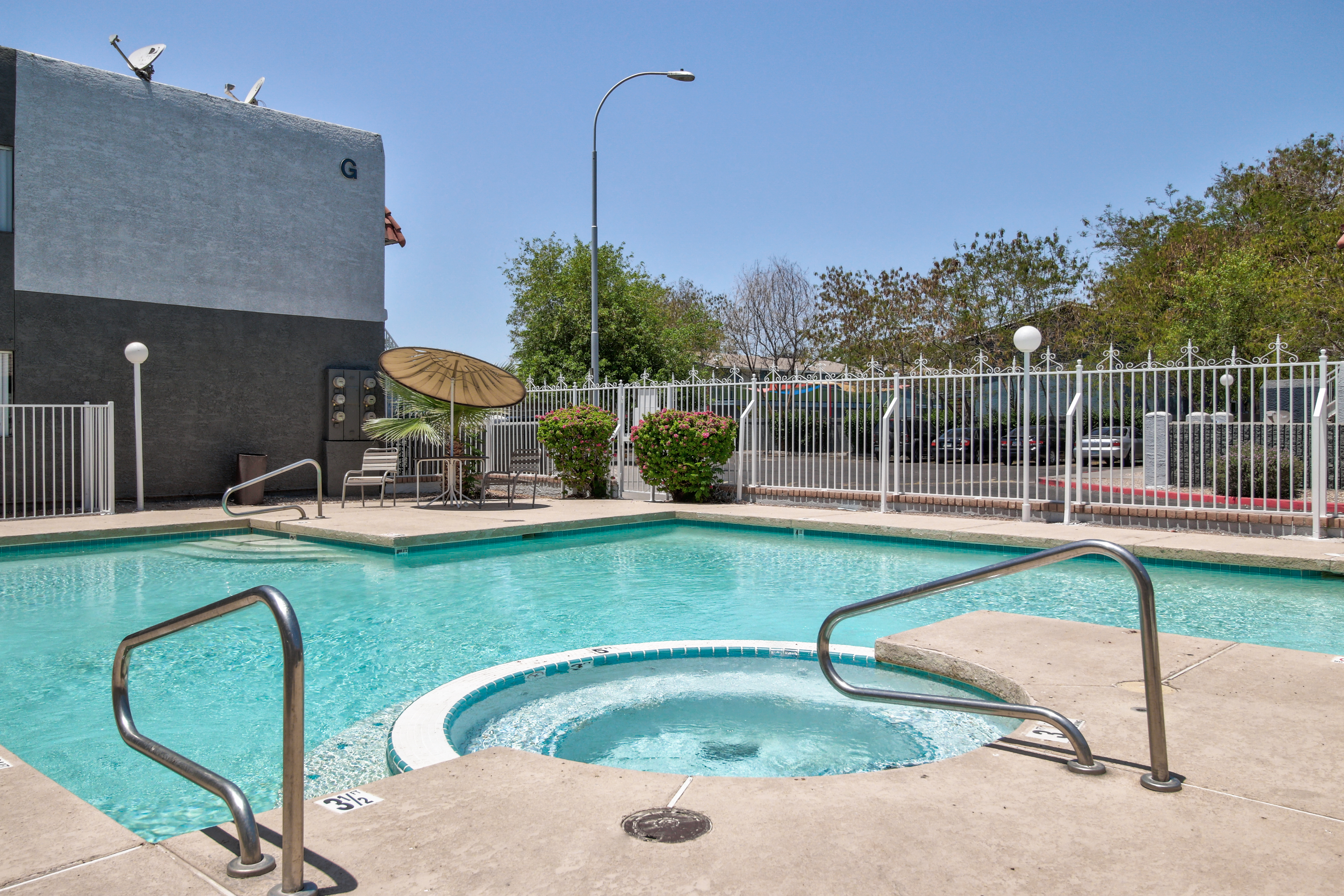 Apartments for rent at Casa Maribela in Alhambra