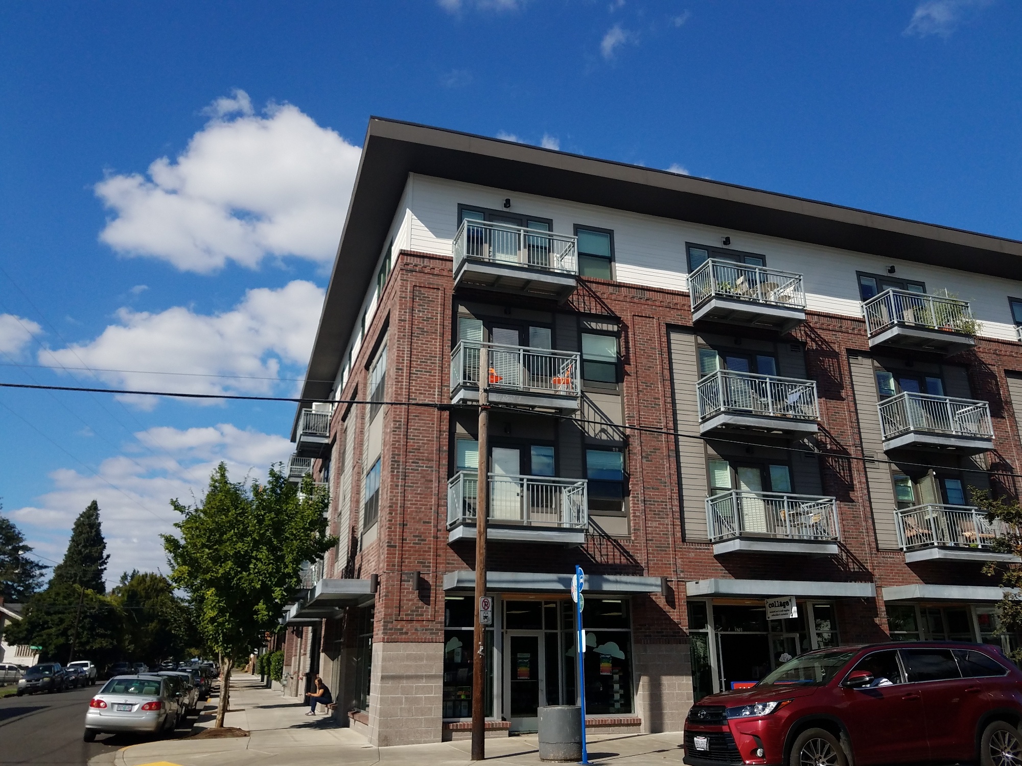 Apartments for rent at Richmond Flats in Hawthorne District