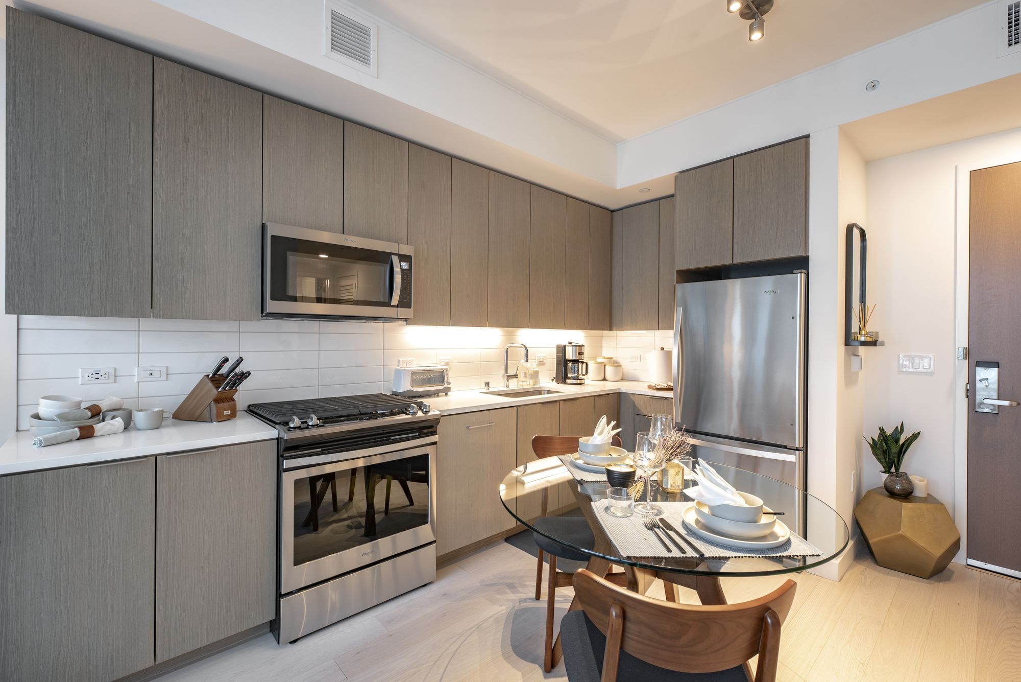 Apartments for rent at Aven in Downtown Los Angeles